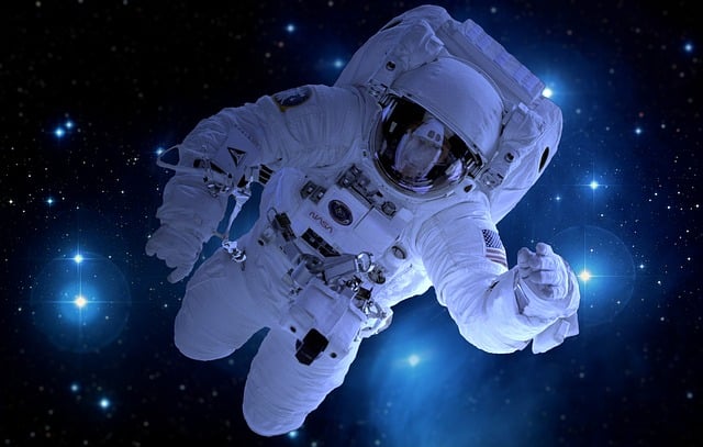 Astronauts In Space Station - Exploring Zero Gravity